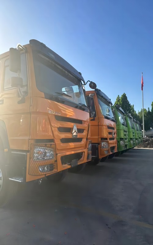 Sinotruk Ülke II ve Ülke III Yepyeni 6*4/*8 4 Döküm Kamyonu